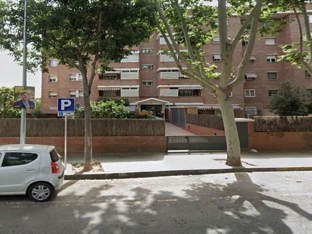 Piso en venta en Badalona, de 74 m² 3 habitaciones por 231.800