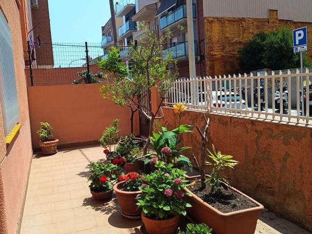 Piso en venta en Badalona, de 80 m² 3 habitaciones por 375.000