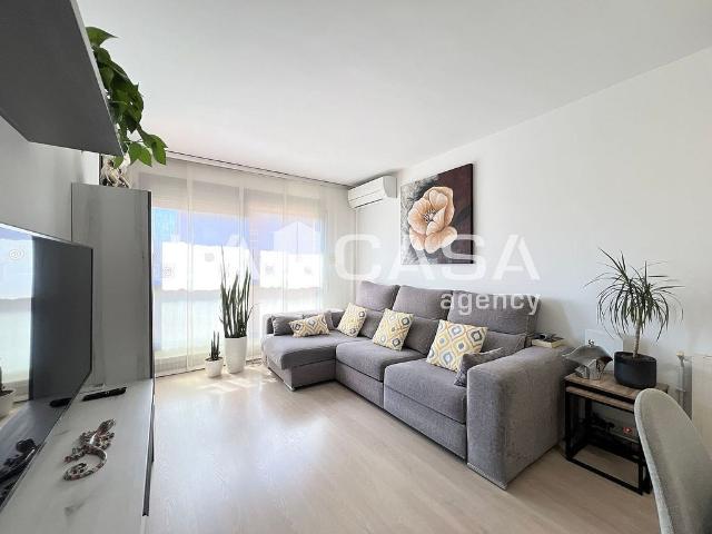 Piso en venta en Badalona, de 81 m² 3 habitaciones por 267.900