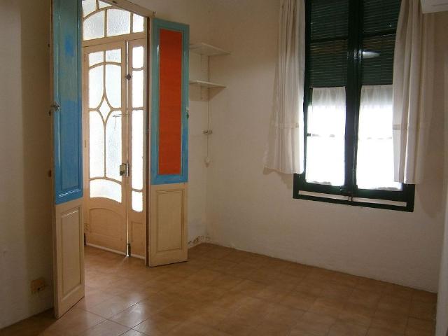Piso en venta en Badalona, de 95 m² 2 habitaciones por 280.000