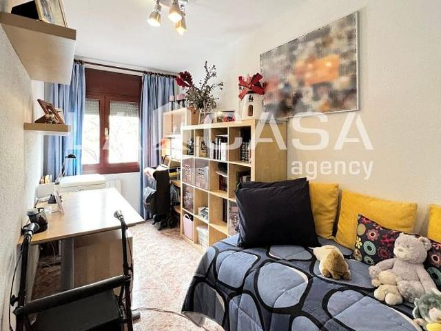 Piso en venta en Badalona, de 97 m² 3 habitaciones por 287.000