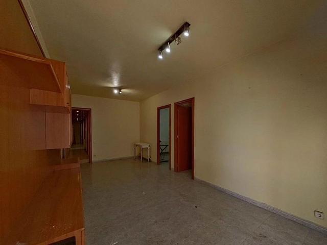 Piso en venta en Badalona, de 93 m² 3 habitaciones por 338.100