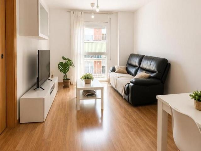 Piso en venta en Badalona, Gorg. LUMINOSO PISO EN BADALONA. Pisos.