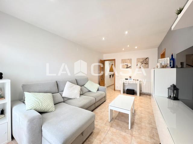 Piso en venta en Badalona, Gorg. Piso Carrer de Tortosa, Badalona. Pisos.