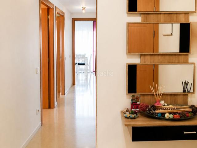 Piso en venta en Badalona, La Salut. ¡AMPLIA VIVIENDA EXTERIOR CON TERRAZA Y ASCENSOR EN GORG!. Pisos.