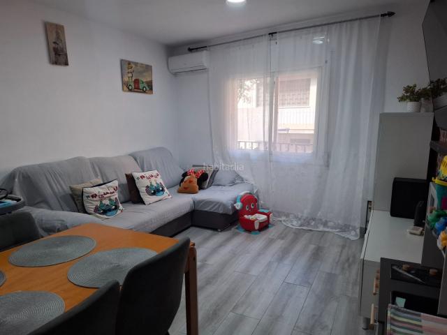 Piso en venta en Badalona, La Salut. Paseo de la Salud: con patio, reformado y listo para disfrutar. Pisos.