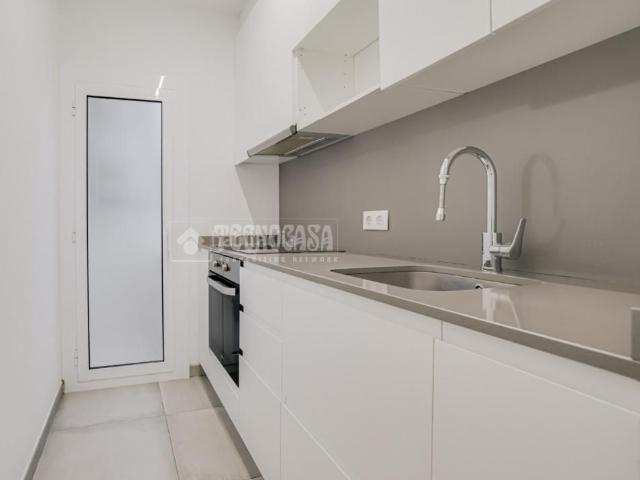 Piso en venta en Badalona, La Salut. Piso en venta en Badalona. Pisos.