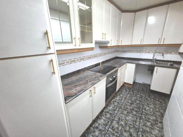 Piso en venta en Badalona, La Salut. Piso en Venta en La Salut. Pisos.