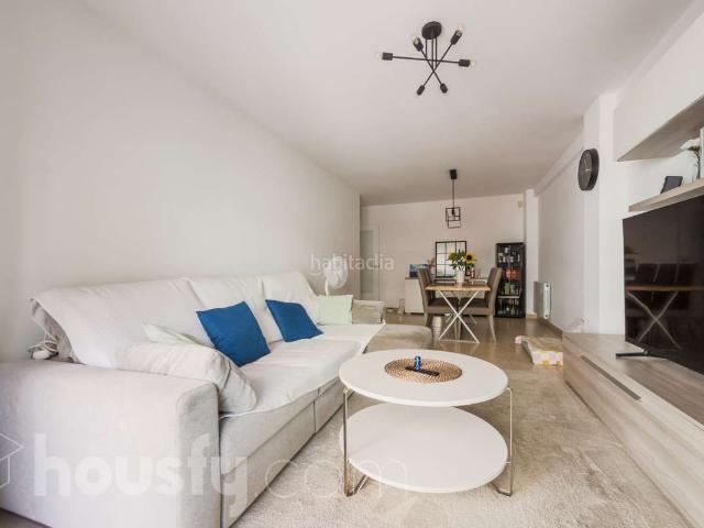 Piso en venta en Badalona, La Salut. Pisos.