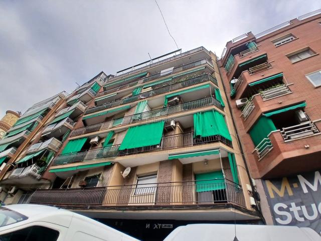Piso en venta en Badalona, La Salut. Solvia Inmobiliaria Piso Badalona. Pisos.