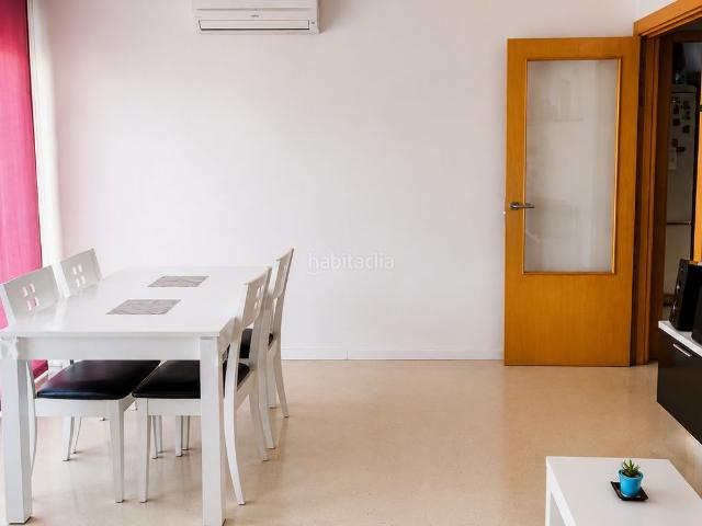 Piso en venta en Badalona, Llefià. ¡AMPLIA VIVIENDA EXTERIOR CON TERRAZA Y ASCENSOR EN GORG!. Pisos.