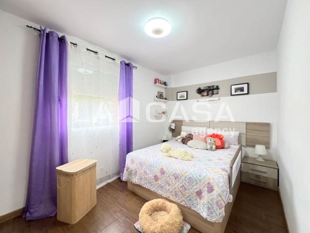 Piso en venta en Badalona, Llefià. GRAN OPORTUNIDAD!. Pisos.