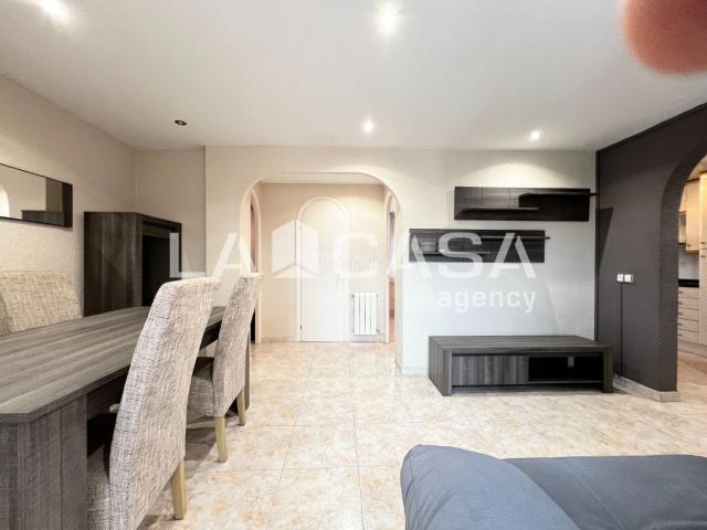 Piso en venta en Badalona, Llefià. Piso a la venta en Ronda de Sant Antoni de Llefià. Pisos.