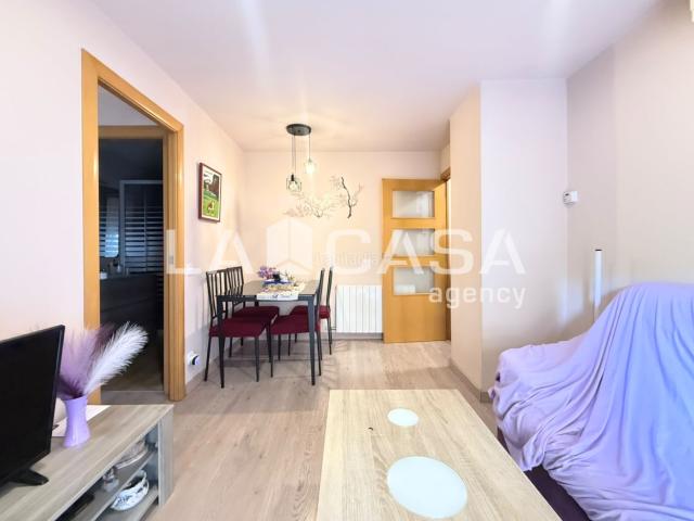 Piso en venta en Badalona, Llefià. Piso Carretera Antiga de València, Badalona. RAFAELPisos.