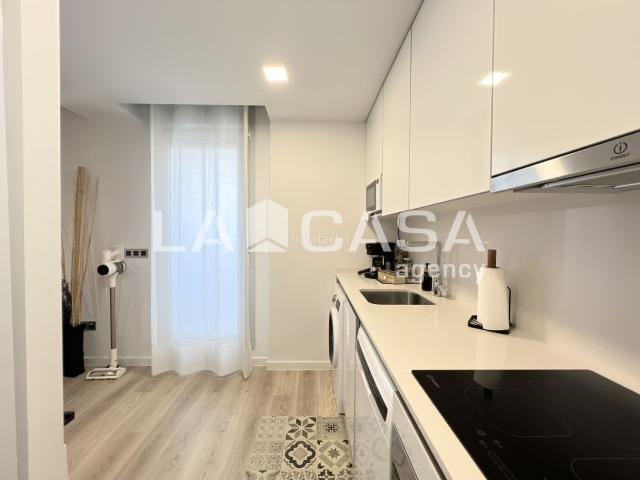 Piso en venta en Badalona, Llefià. Piso de 89 m con 3 dormitorios y ascensor en Badalona. Pisos.
