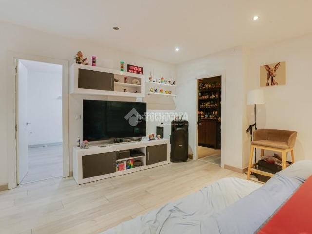 Piso en venta en Badalona, Llefià. Piso en venta en Badalona. Pisos.