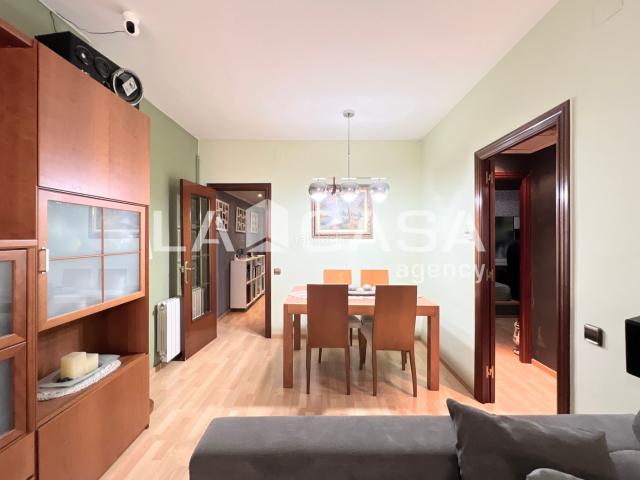 Piso en venta en Badalona, Llefià. Piso en venta en Carretera Antiga de València. RAFAELPisos.