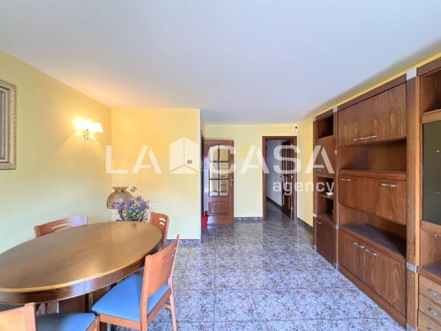 Piso en venta en Badalona, Llefià. Piso en venta en LlefiàBadalona. Pisos.