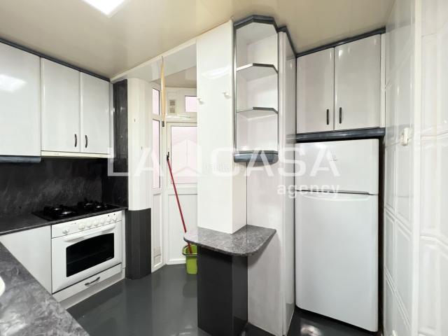 Piso en venta en Badalona, Llefià. Pisos.