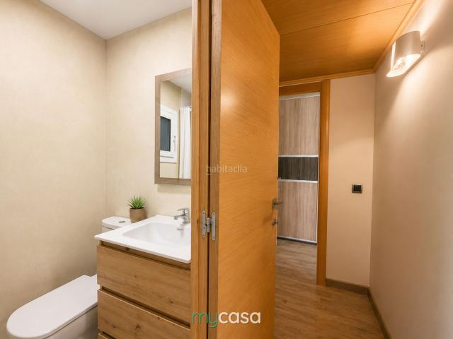 Piso en venta en Badalona, Puigfred. ¡REFORMA A ESTRENAR, BALCÓN Y UNA UBICACIÓN QUE LO TIENE TODO!. Pisos.