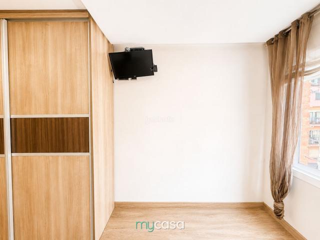Piso en venta en Badalona, Puigfred. ¡REFORMA, BALCÓN Y LUZ! SOLO TENDRÁS QUE TRAER LAS MALETAS. Pisos.