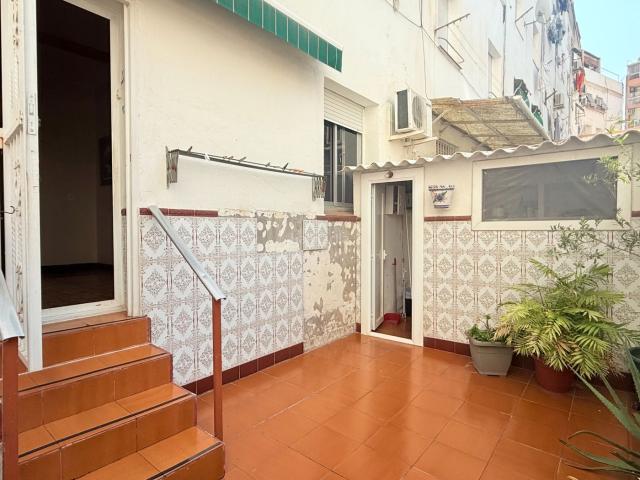 Piso en venta en Badalona, Progrés Pep Ventura. planta baja con patio. Pisos.