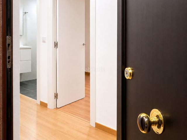 Piso en venta en Badalona, Sant Crist. Ático en venta en Calle de l'Empordà. Pisos.