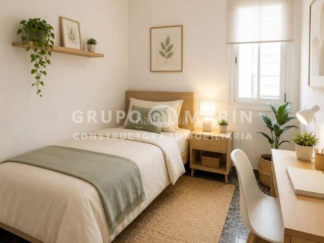 Piso en venta en Badalona, Sant Crist. Piso de 3 habitaciones situado en el Carrer de LEmpordà, en Badalona. Pisos.