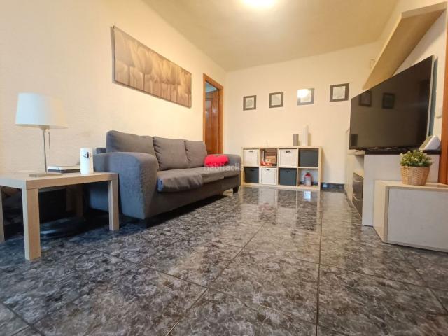 Piso en venta en Badalona, Sant Roc. OPORTUNIDAD ÚNICA EN CALLE CORDOBA. Pisos.