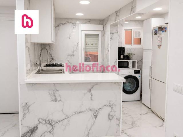Piso en venta en Badalona, Sant Roc. Piso reformado integralmente en Santa Coloma de Gramanet. Pisos.