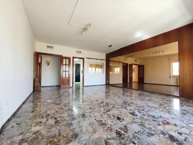 Piso en Venta en Badalona