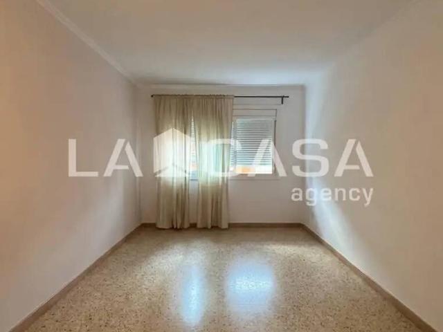 Piso en Venta en Badalona