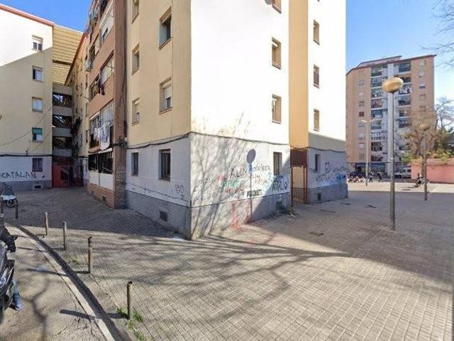 Piso en Venta en Badalona