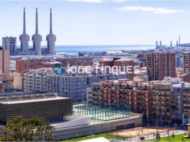 Piso en Venta en Badalona