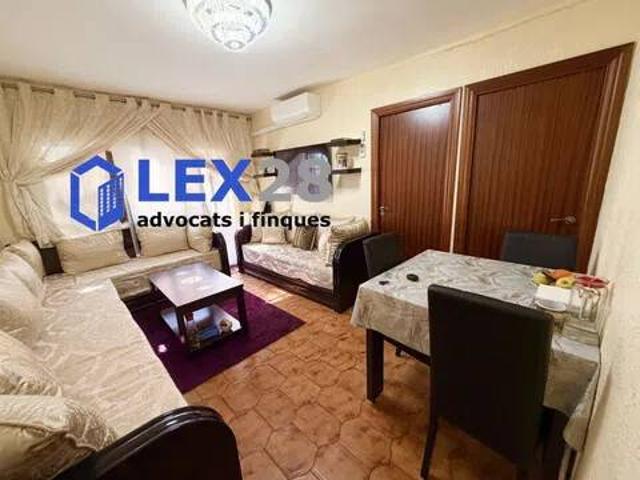 Piso en Venta en Badalona