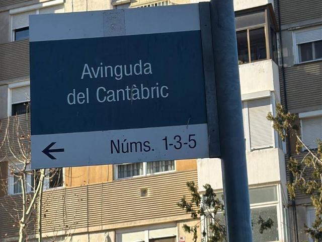 Piso en Venta en Badia del Vallès