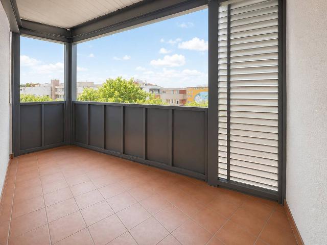 Piso en Venta en Badia del Vallès
