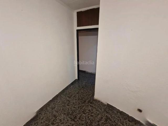 Piso en venta en Badia del Vallès. ALGARVE VI 659 305. Pisos Badia del.