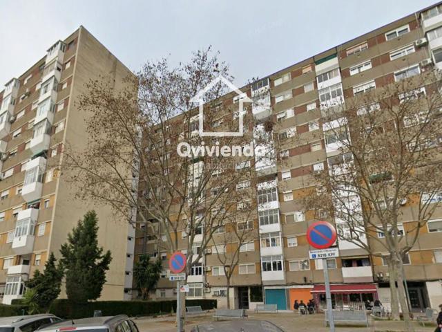 Piso en venta en Badia del Vallès. Piso ALQUILADO de 3 habitaciones con balcón en Badia del Vallès, Barcelona. Pisos Badia del.