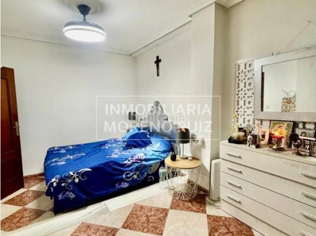 Piso en venta en Baena. PISO BAJO CERCA DEL LLANO. Pisos.