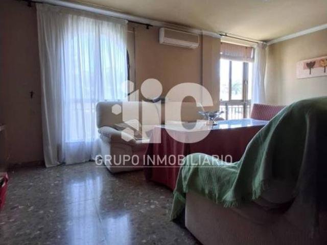 Piso en Venta en Baena