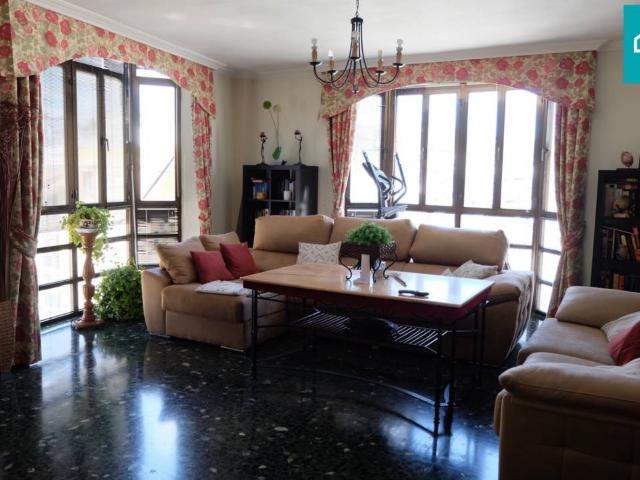 Piso en venta en Baena