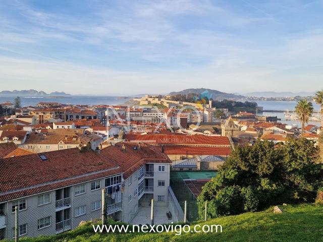 Planta baja en venta en Baiona. Piso reformado de 3 habitaciones en Baiona. Plantas bajas.