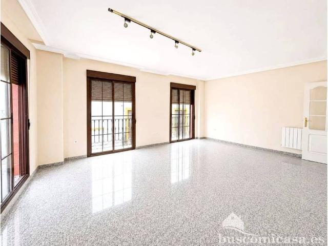 Piso en Venta en Bailén