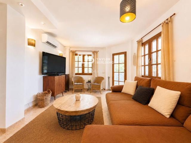 Piso en venta en Baleares Calvià, Peguera. Piso con terraza, parking y piscina en Paguera!. Pisos.