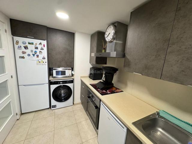 Piso en venta en Baleares Campos, Campos poble. Luminoso Piso con Piscina Comunitaria en Campos. Pisos.