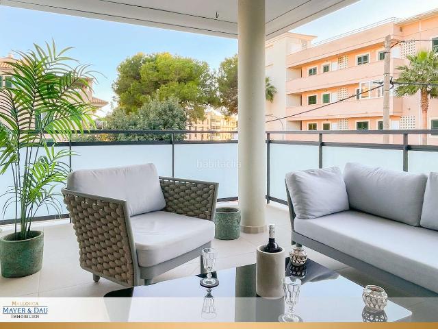 Piso en venta en Baleares Capdepera, Cala Ratjada. Cala Ratjada Elegante piso de 3 dormitorios con balcón y mobiliario confortable. Obj. 9247. Pisos.