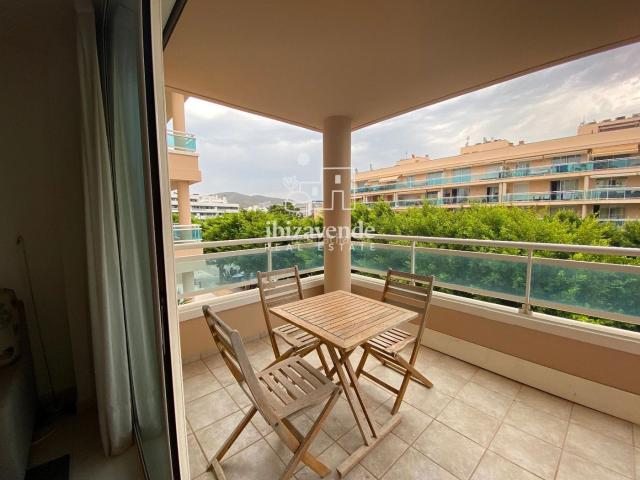 Piso en venta en Baleares Ibiza, S´Eixample Can Misses. Fantástico piso en Playa den Bossa en primera línea del mar. Pisos.