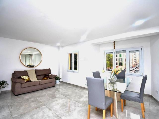 Piso en venta en Baleares Palma de Mallorca, Camp D´en Serralta. Piso exterior en Palma cerca de Santa Catalina listo para entrara vivir!. Pisos Palma de.
