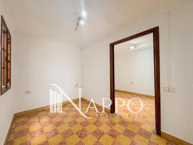 Piso en venta en Baleares Palma de Mallorca, La Llotja Born. Amplio piso a reformar en Palma Centro junto a La Lonja. Pisos Palma de.